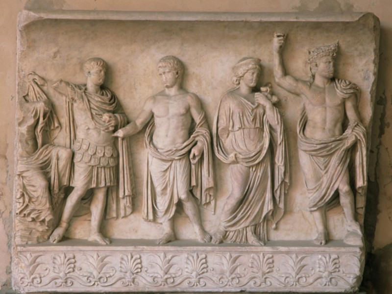 Bassorilievo di Augusto, I secolo d.C.