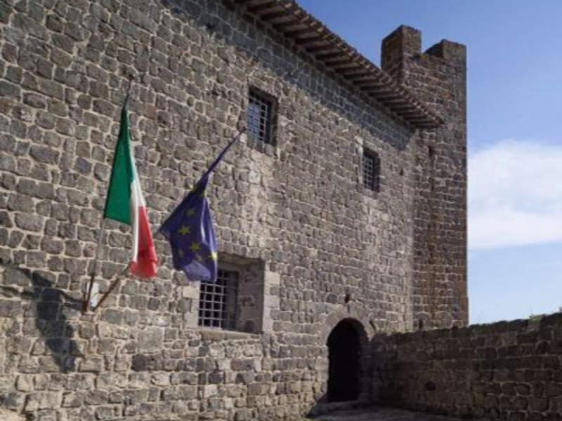 Immagine descrittiva - Immagine descrittiva -