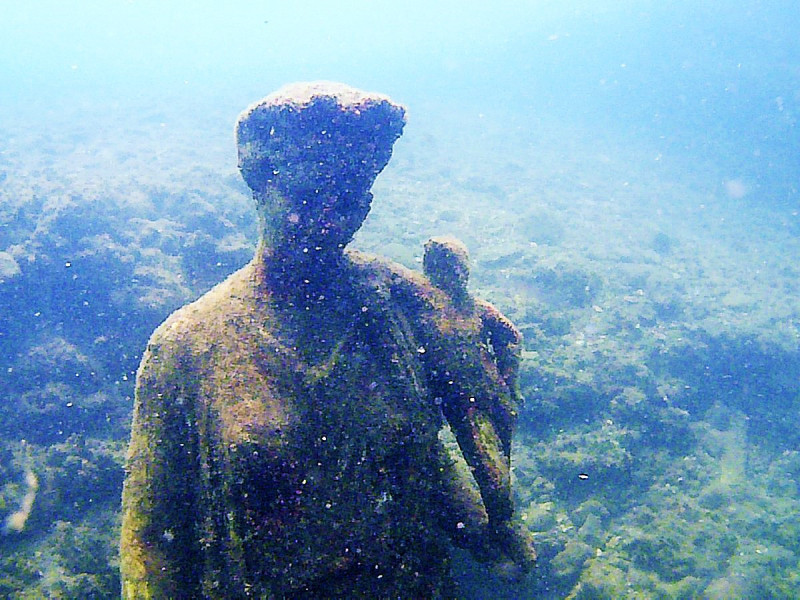 Antonia Minore, Ninfeo di punta Epitaffio. Parco archeologico della città sommersa di Baia Antonia Minore, Ninfeo di punta Epitaffio. Parco archeologico della città sommersa di Baia