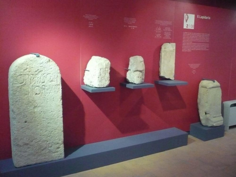 Borghi, Museo e Biblioteca "F.Renzi"