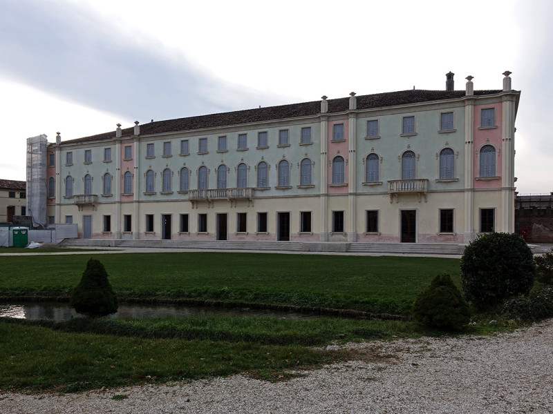 Immagine descrittiva - CC BY Di FOTOlogie from Mestre, Italia - Bolasco 22, CC BY 2.0, https://commons.wikimedia.org/w/index.php?curid=67079862 Immagine descrittiva - CC BY Di FOTOlogie from Mestre, Italia - Bolasco 22, CC BY 2.0, https://commons.wikimedia.org/w/index.php?curid=67079862