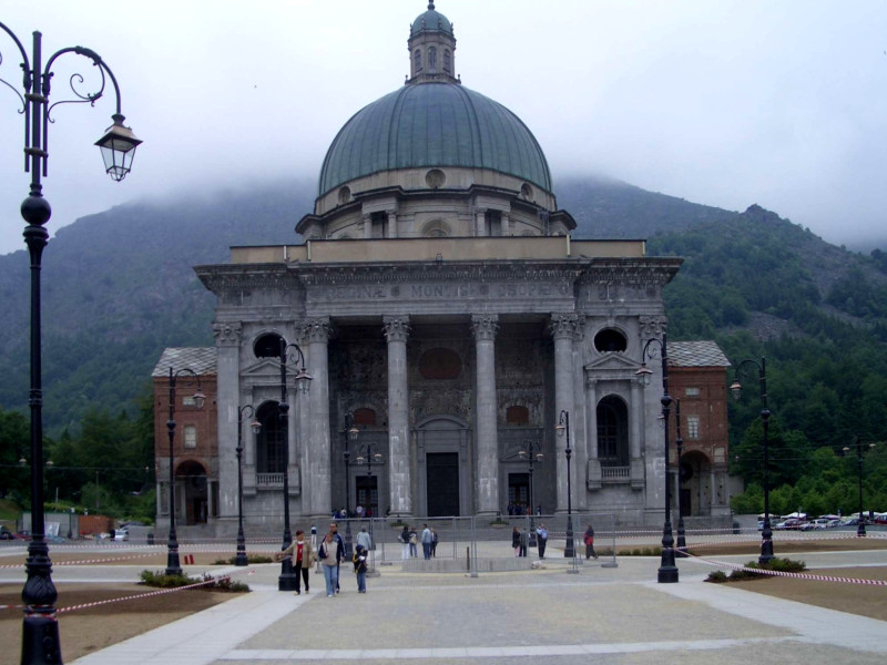 Immagine descrittiva - CC BY-SA Di Nessun autore leggibile automaticamente. Laurom presunto (secondo quanto affermano i diritti d'autore). - Nessuna fonte leggibile automaticamente. Presunta opera propria (secondo quanto affermano i diritti d'autore)., CC BY-SA 3.0, https://commons.wikimedia.org/w/index.php?curid=1282109 Immagine descrittiva - CC BY-SA Di Nessun autore leggibile automaticamente. Laurom presunto (secondo quanto affermano i diritti d'autore). - Nessuna fonte leggibile automaticamente. Presunta opera propria (secondo quanto affermano i diritti d'autore)., CC BY-SA 3.0, https://commons.wikimedia.org/w/index.php?curid=1282109