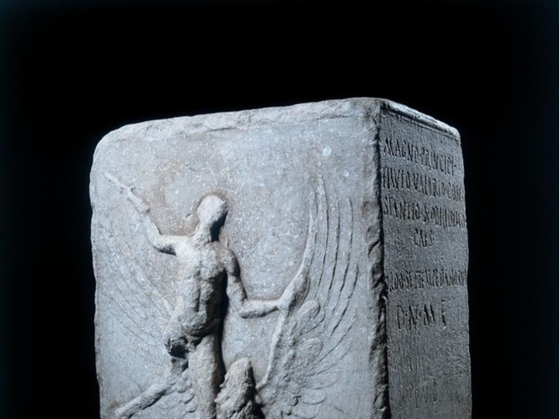 Museo archeologico G. Moretti Museo archeologico G. Moretti