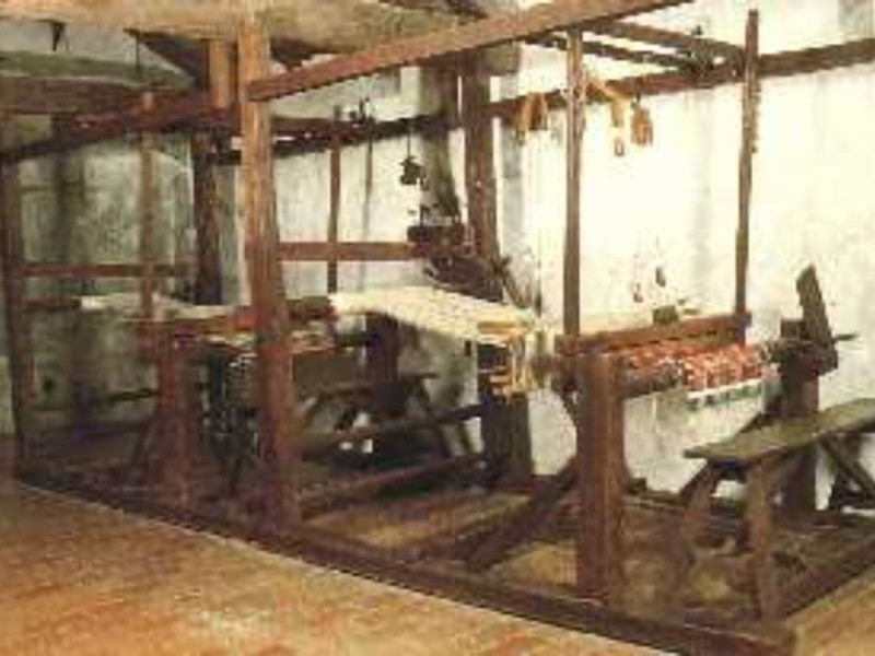 Castiglione di Garfagnana, MUSEO ETNOGRAFICO 'DON LUIGI PELLEGRINI Castiglione di Garfagnana, MUSEO ETNOGRAFICO 'DON LUIGI PELLEGRINI