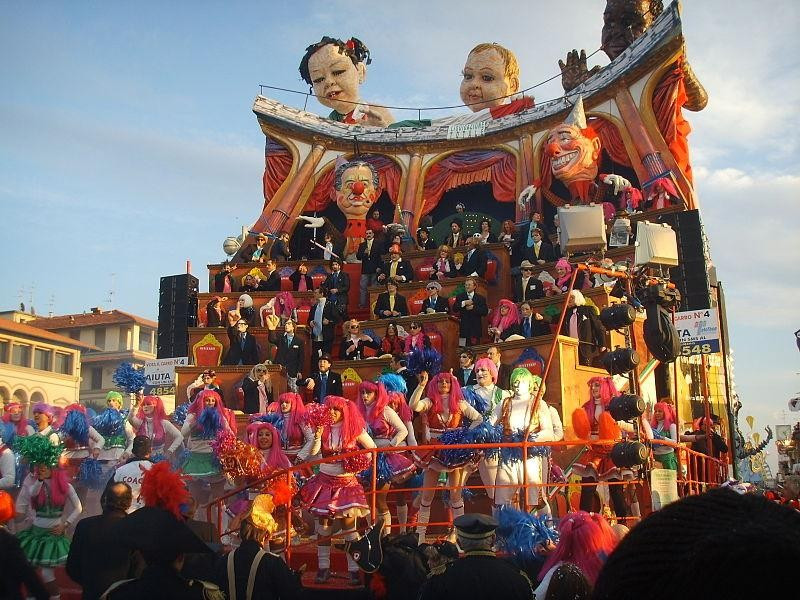 Carnevale di Viareggio Carnevale di Viareggio