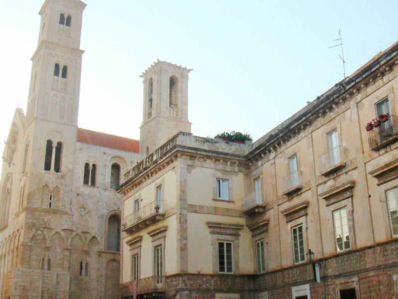 Immagine descrittiva - BY Di Rasky di Wikipedia in italiano - Trasferito da it.wikipedia su Commons., Pubblico dominio, https://commons.wikimedia.org/w/index.php?curid=39700359 Immagine descrittiva - BY Di Rasky di Wikipedia in italiano - Trasferito da it.wikipedia su Commons., Pubblico dominio, https://commons.wikimedia.org/w/index.php?curid=39700359