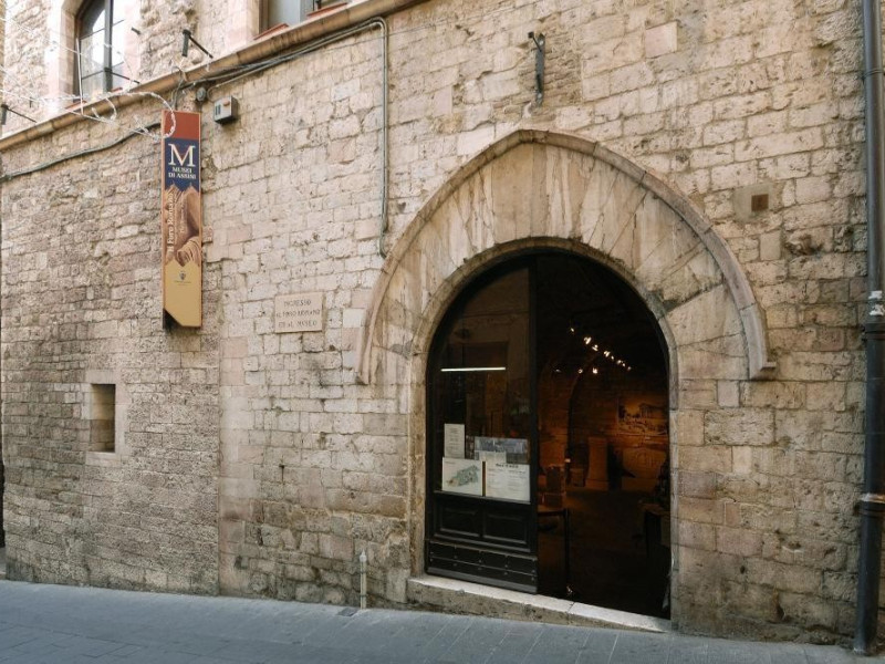 Veduta esterna. Fedeli, Marcello; jpg; 2126 pixels; 1417 pixels Veduta esterna. Fedeli, Marcello; jpg; 2126 pixels; 1417 pixels