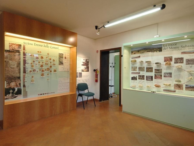 Laboratorio ecologico di Geo-paleontologia. E Fedeli, Marcello; jpg; 2126 pixels; 1417 pixels Laboratorio ecologico di Geo-paleontologia. E Fedeli, Marcello; jpg; 2126 pixels; 1417 pixels