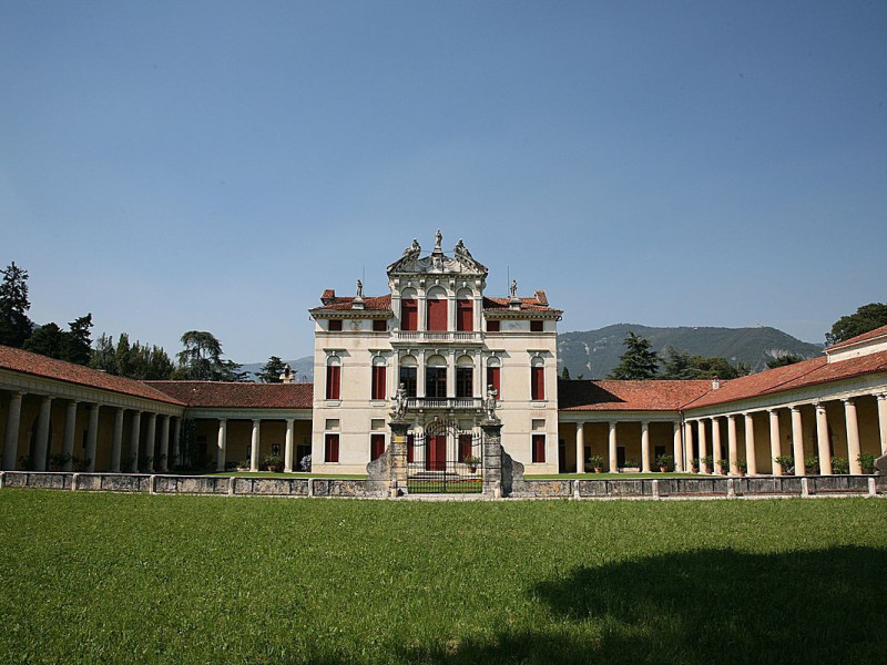 Immagine descrittiva - CC BY-SA Di Hans A. Rosbach - Opera propria, CC BY-SA 2.5, https://commons.wikimedia.org/w/index.php?curid=2540445 Immagine descrittiva - CC BY-SA Di Hans A. Rosbach - Opera propria, CC BY-SA 2.5, https://commons.wikimedia.org/w/index.php?curid=2540445