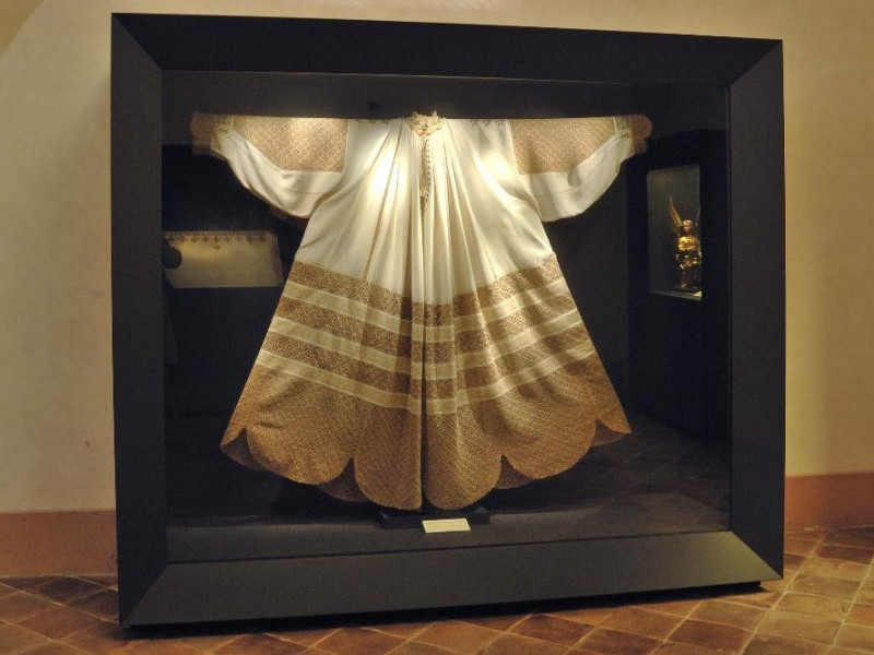 Dalmatica Fedeli, Marcello; jpg; 2126 pixels; 1417 pixels Dalmatica Fedeli, Marcello; jpg; 2126 pixels; 1417 pixels