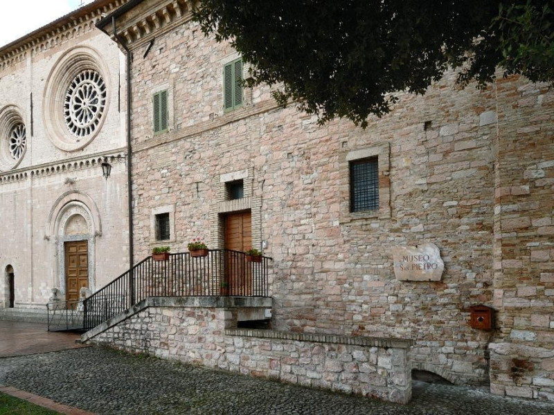 Museo di S. Pietro e cripta di S. Vittorino.  Fedeli, Marcello; jpg; 2126 pixels; 1417 pixels Museo di S. Pietro e cripta di S. Vittorino.  Fedeli, Marcello; jpg; 2126 pixels; 1417 pixels