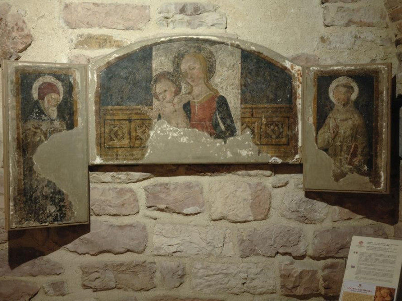 Matteo da Gualdo. Edicola della Confraternita Fedeli, Marcello; jpg; 2126 pixels; 1417 pixels Matteo da Gualdo. Edicola della Confraternita Fedeli, Marcello; jpg; 2126 pixels; 1417 pixels