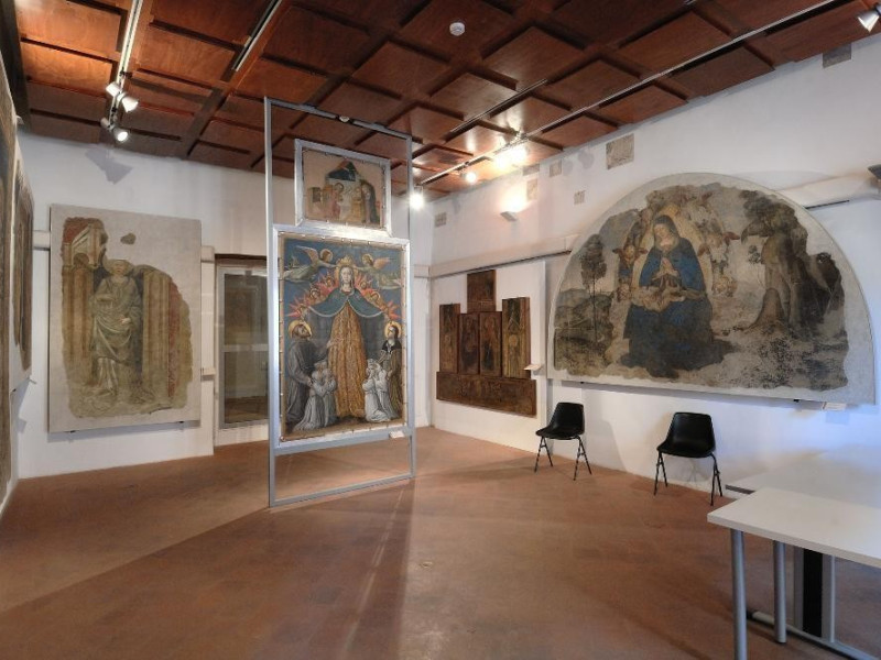 Sala espositiva Fedeli, Marcello; jpg; 2126 pixels; 1417 pixels