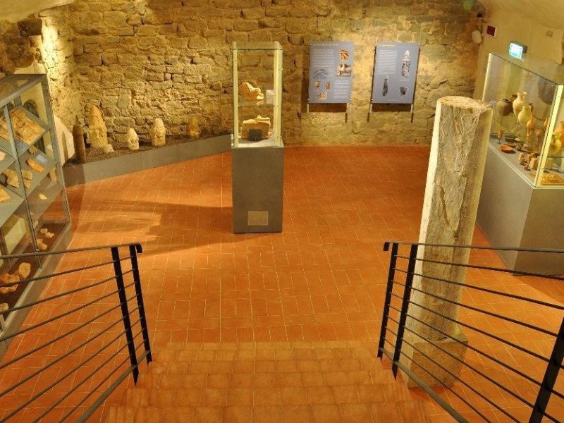 Interno. Sala espositiva. Castignani, Sante; jpg; 4288 pixels; 2680 pixels Interno. Sala espositiva. Castignani, Sante; jpg; 4288 pixels; 2680 pixels