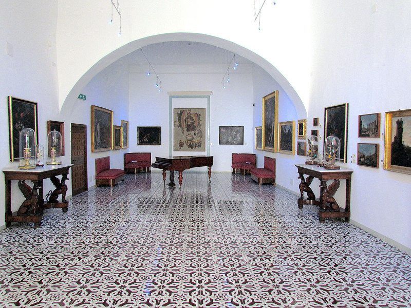Immagine descrittiva - CC BY-SA Di Gmihail di Wikipedia in serbo - Opera propria, CC BY-SA 3.0 rs, https://commons.wikimedia.org/w/index.php?curid=34399345 Immagine descrittiva - CC BY-SA Di Gmihail di Wikipedia in serbo - Opera propria, CC BY-SA 3.0 rs, https://commons.wikimedia.org/w/index.php?curid=34399345