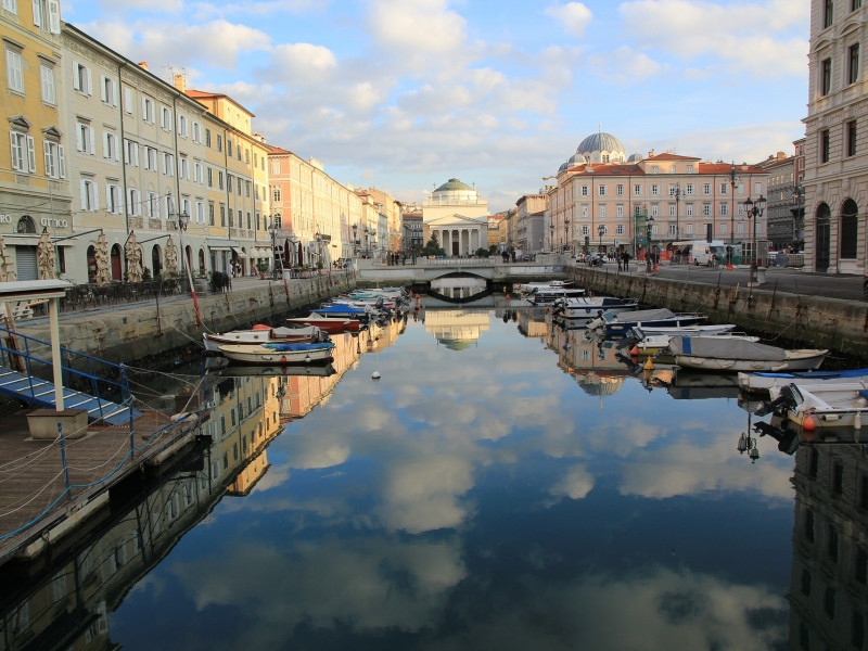 Immagine descrittiva - Immagine descrittiva -