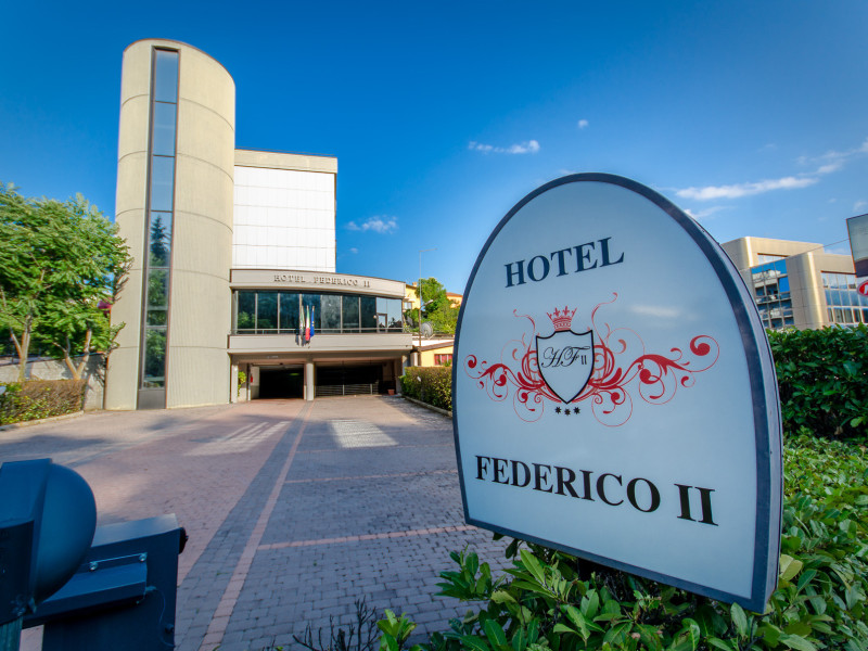 Immagine descrittiva - BY https://www.hotelfedericosecondo.it/gallery.htm#prettyPhoto Immagine descrittiva - BY https://www.hotelfedericosecondo.it/gallery.htm#prettyPhoto