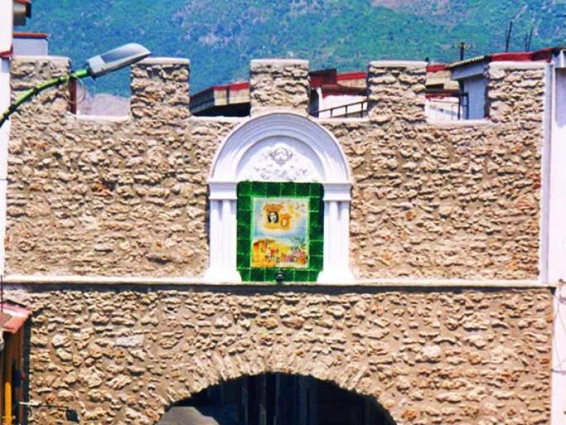 Immagine descrittiva - CC BY-SA Di Elelassam - Opera propria, CC BY-SA 3.0, https://commons.wikimedia.org/w/index.php?curid=31019319 Immagine descrittiva - CC BY-SA Di Elelassam - Opera propria, CC BY-SA 3.0, https://commons.wikimedia.org/w/index.php?curid=31019319