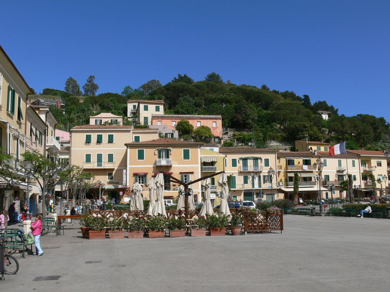 Immagine descrittiva - CC BY-SA Di Wolfgang Sauber - Opera propria, CC BY-SA 3.0, https://commons.wikimedia.org/w/index.php?curid=4165961 Immagine descrittiva - CC BY-SA Di Wolfgang Sauber - Opera propria, CC BY-SA 3.0, https://commons.wikimedia.org/w/index.php?curid=4165961