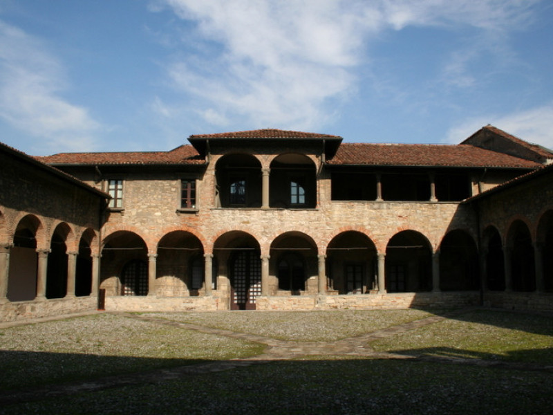 Immagine descrittiva - BY Di Nessun autore leggibile automaticamente. Giorces presunto (secondo quanto affermano i diritti d'autore). - Nessuna fonte leggibile automaticamente. Presunta opera propria (secondo quanto affermano i diritti d'autore)., Pubblico dominio, https://commons.wikimedia.org/w/index.php?curid=1340855 Immagine descrittiva - BY Di Nessun autore leggibile automaticamente. Giorces presunto (secondo quanto affermano i diritti d'autore). - Nessuna fonte leggibile automaticamente. Presunta opera propria (secondo quanto affermano i diritti d'autore)., Pubblico dominio, https://commons.wikimedia.org/w/index.php?curid=1340855