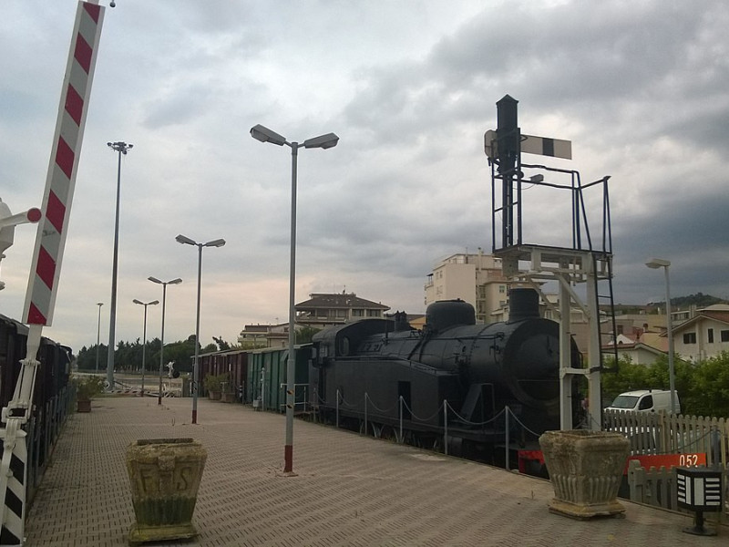 Immagine descrittiva - BY Pubblico dominio, https://it.wikipedia.org/w/index.php?curid=6272537 Immagine descrittiva - BY Pubblico dominio, https://it.wikipedia.org/w/index.php?curid=6272537