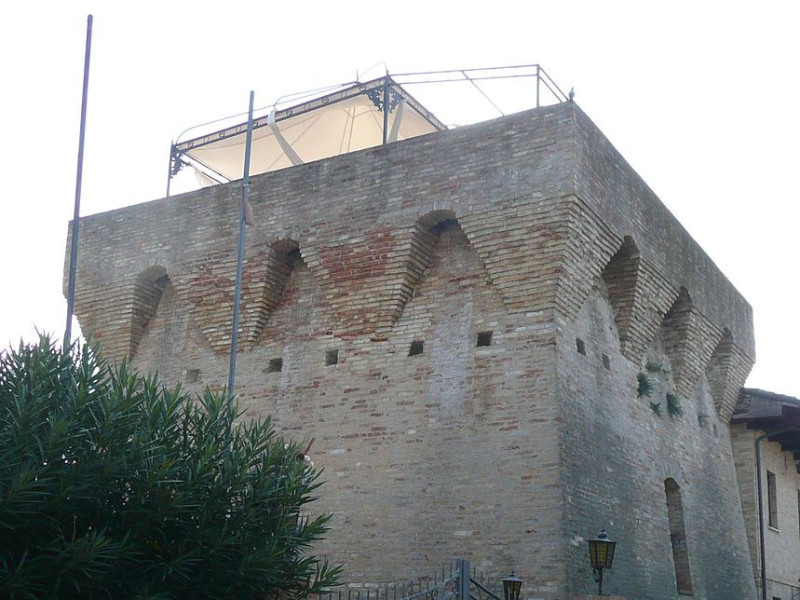 Immagine descrittiva - CC BY-SA Di Franco aq - Opera propria, CC BY-SA 3.0, https://commons.wikimedia.org/w/index.php?curid=5036915 Immagine descrittiva - CC BY-SA Di Franco aq - Opera propria, CC BY-SA 3.0, https://commons.wikimedia.org/w/index.php?curid=5036915