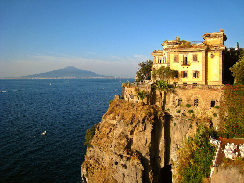Immagine descrittiva - CC BY Di robbie jim from UK - IMG_0312, CC BY 2.0, https://commons.wikimedia.org/w/index.php?curid=3609919 Immagine descrittiva - CC BY Di robbie jim from UK - IMG_0312, CC BY 2.0, https://commons.wikimedia.org/w/index.php?curid=3609919