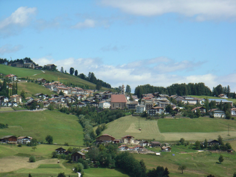 Immagine descrittiva - CC BY Di Internt Consulting - originally posted to Flickr as Deutschnofen - Deutschnofen, CC BY 2.0, https://commons.wikimedia.org/w/index.php?curid=11813972 Immagine descrittiva - CC BY Di Internt Consulting - originally posted to Flickr as Deutschnofen - Deutschnofen, CC BY 2.0, https://commons.wikimedia.org/w/index.php?curid=11813972