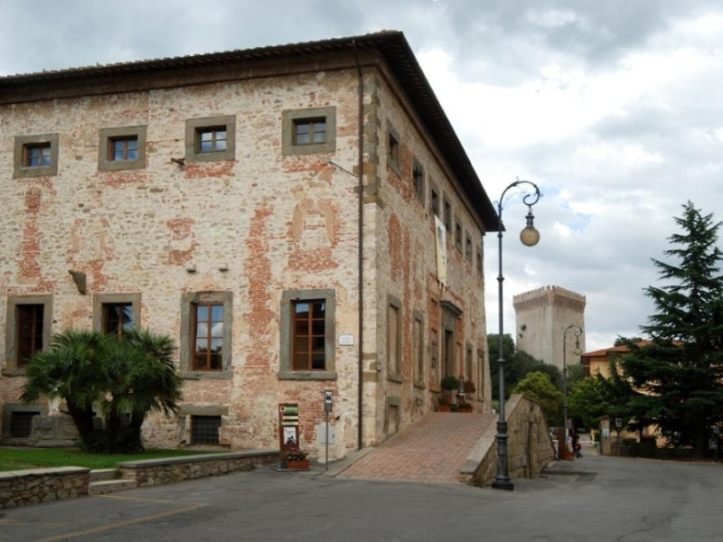 Veduta esterna. Bellu, Sandro; jpg; 929 pixels; 622 pixels Veduta esterna. Bellu, Sandro; jpg; 929 pixels; 622 pixels