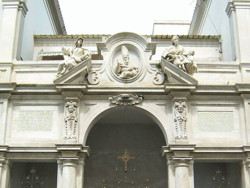 Immagine descrittiva - CC BY-SA Di Etienne (Li) - Opera propria, CC BY-SA 3.0, https://commons.wikimedia.org/w/index.php?curid=23163463 Immagine descrittiva - CC BY-SA Di Etienne (Li) - Opera propria, CC BY-SA 3.0, https://commons.wikimedia.org/w/index.php?curid=23163463
