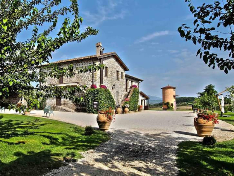 Immagine descrittiva - BY https://www.facebook.com/agriturismo.lapolledrara/ Immagine descrittiva - BY https://www.facebook.com/agriturismo.lapolledrara/