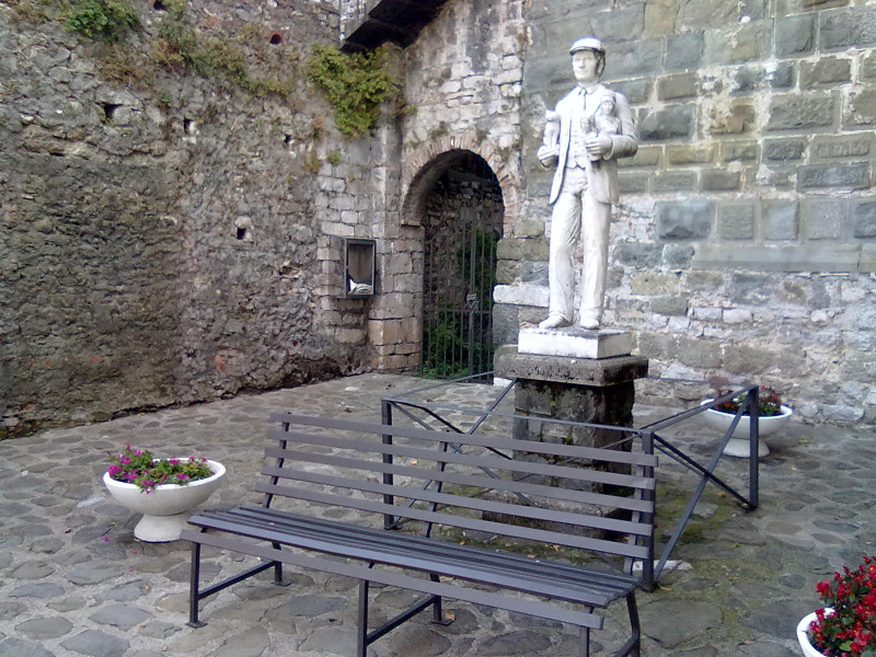 Immagine descrittiva - CC BY Di jim walton, CC BY 3.0, https://commons.wikimedia.org/w/index.php?curid=53050393 Immagine descrittiva - CC BY Di jim walton, CC BY 3.0, https://commons.wikimedia.org/w/index.php?curid=53050393
