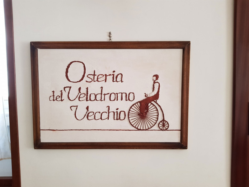 Immagine descrittiva - BY http://www.osteriadelvelodromovecchio.it/#osteria Immagine descrittiva - BY http://www.osteriadelvelodromovecchio.it/#osteria