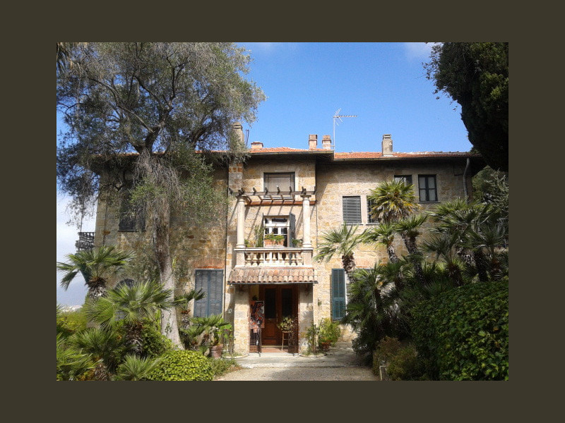 Immagine descrittiva - CC BY-SA Di Bettylella - Opera propria, CC BY-SA 4.0, https://commons.wikimedia.org/w/index.php?curid=42818122 Immagine descrittiva - CC BY-SA Di Bettylella - Opera propria, CC BY-SA 4.0, https://commons.wikimedia.org/w/index.php?curid=42818122