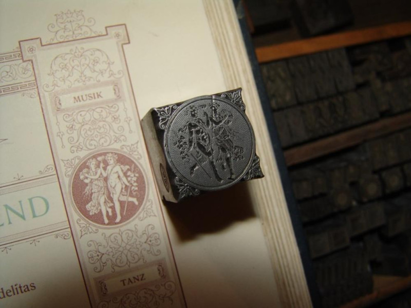 Carattere tipografico Bovini, Mirko; jpg; 768 pixels; 576 pixels