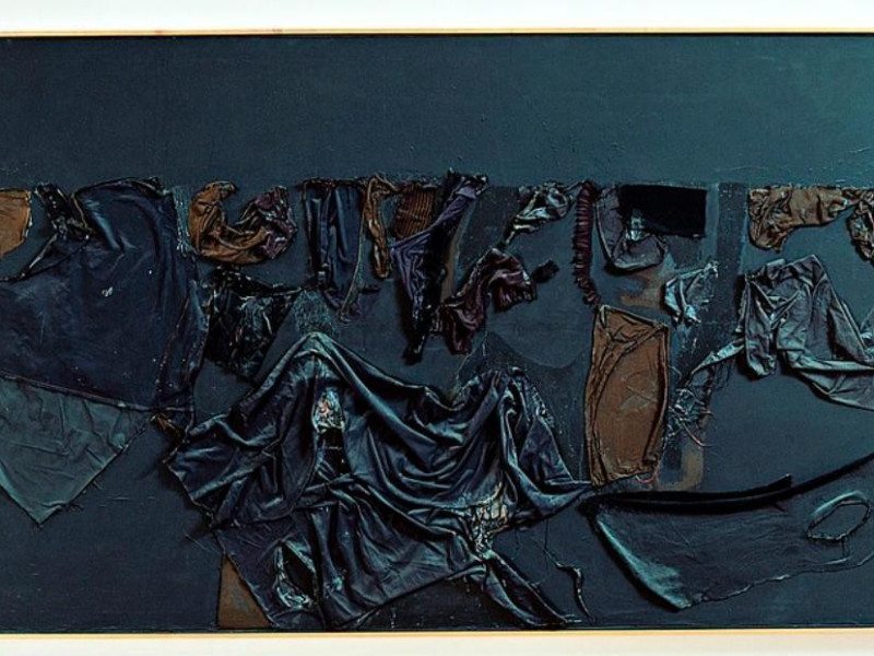Tutto nero, 1956. Stoffa, tempera e vinavil s Amendola, Aurelio/ Bellu, Sandro/ Bovini, Mirko/ Centre George Pompidou/ Fondazione Pal. Albizzini-Coll. Burri; jpg; 400 pixels; 249 pixels Tutto nero, 1956. Stoffa, tempera e vinavil s Amendola, Aurelio/ Bellu, Sandro/ Bovini, Mirko/ Centre George Pompidou/ Fondazione Pal. Albizzini-Coll. Burri; jpg; 400 pixels; 249 pixels