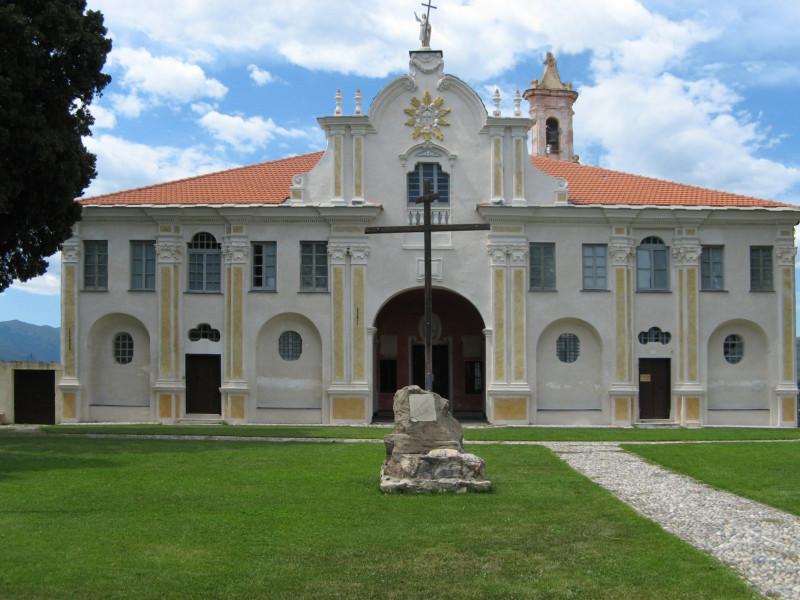 Santuario di Santa Croce del Monte Calvario Santuario di Santa Croce del Monte Calvario