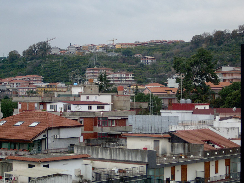 Immagine descrittiva - BY Di Skyluke - Fotografia autoprodotta, Pubblico dominio, https://commons.wikimedia.org/w/index.php?curid=1824596 Immagine descrittiva - BY Di Skyluke - Fotografia autoprodotta, Pubblico dominio, https://commons.wikimedia.org/w/index.php?curid=1824596