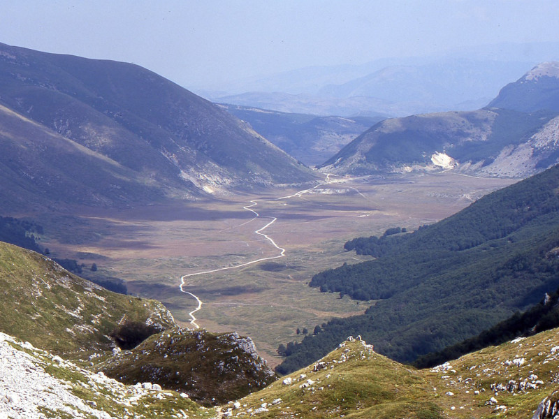 Immagine descrittiva - BY Di Gabriele Marcelli - gabriel.DOT.marcelli@gmail.DOT.com - Gabriele Marcelli - Foto Personale, CC BY-SA 3.0, https://it.wikipedia.org/w/index.php?curid=1980190 Immagine descrittiva - BY Di Gabriele Marcelli - gabriel.DOT.marcelli@gmail.DOT.com - Gabriele Marcelli - Foto Personale, CC BY-SA 3.0, https://it.wikipedia.org/w/index.php?curid=1980190