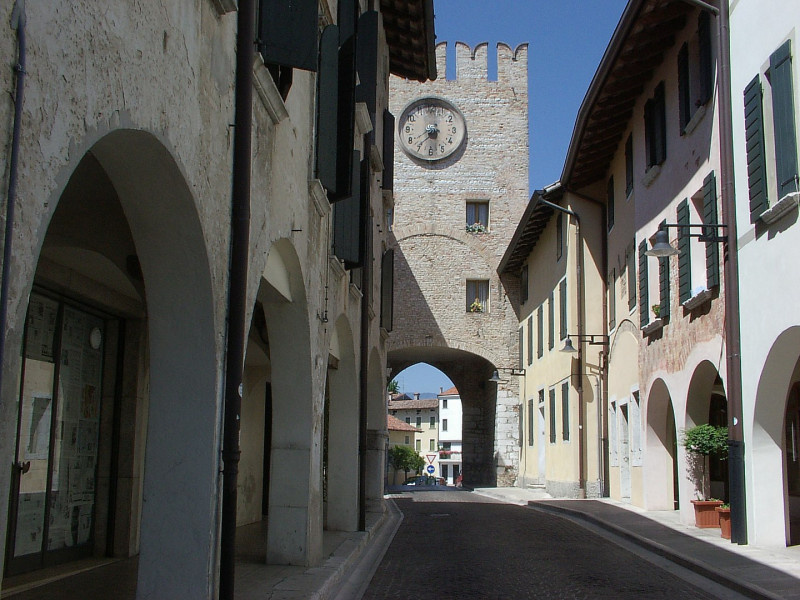 Immagine descrittiva - BY Di Renzo Toffolo - it:Immagine:PorciaTorreOrologio 1.JPG, history on it.wikipedia:(canc) (corr) 00:23, 20 set 2006 . . Renzo.toffolo (Discussione | contributi) . . 2304×1728 (2.112.669 byte) (Renzo Toffolo, immagine personale, {{PD-Utente}} Template PD Utente), Pubblico dominio, https://commons.wikimedia.org/w/index.php?curid=1919013 Immagine descrittiva - BY Di Renzo Toffolo - it:Immagine:PorciaTorreOrologio 1.JPG, history on it.wikipedia:(canc) (corr) 00:23, 20 set 2006 . . Renzo.toffolo (Discussione | contributi) . . 2304×1728 (2.112.669 byte) (Renzo Toffolo, immagine personale, {{PD-Utente}} Template PD Utente), Pubblico dominio, https://commons.wikimedia.org/w/index.php?curid=1919013