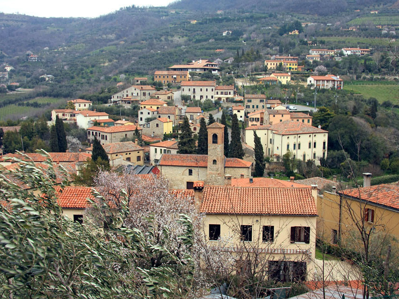 Immagine descrittiva - BY Di Alessandro Vecchi - Opera propria, CC BY-SA 3.0, https://commons.wikimedia.org/w/index.php?curid=25276954 Immagine descrittiva - BY Di Alessandro Vecchi - Opera propria, CC BY-SA 3.0, https://commons.wikimedia.org/w/index.php?curid=25276954