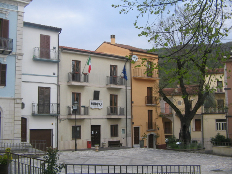 Immagine descrittiva - BY Di Dэя-Бøяg - Opera propria, CC BY-SA 4.0, https://commons.wikimedia.org/w/index.php?curid=39747613 Immagine descrittiva - BY Di Dэя-Бøяg - Opera propria, CC BY-SA 4.0, https://commons.wikimedia.org/w/index.php?curid=39747613