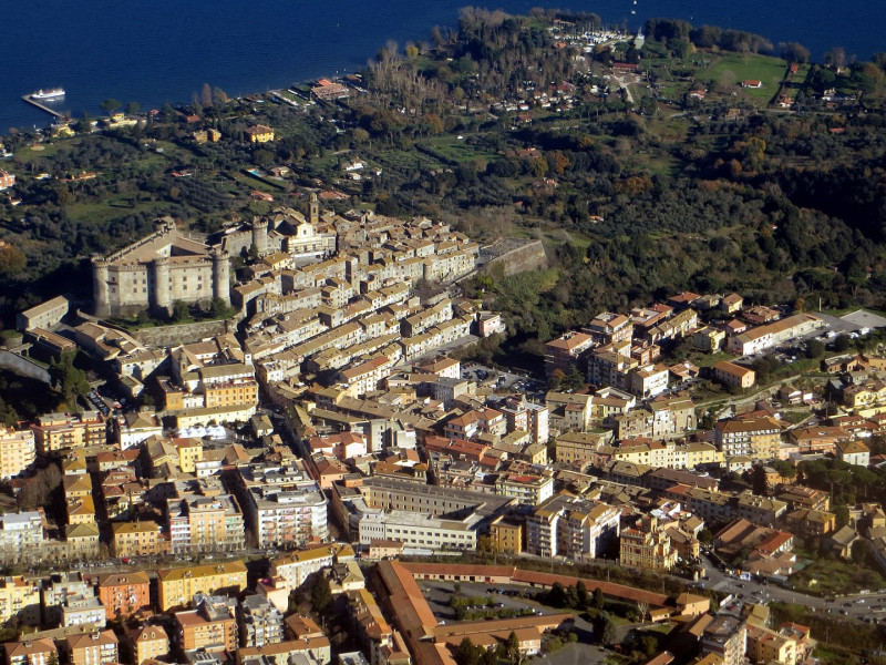 Immagine descrittiva - BY Di Luca Aless - Opera propria, CC BY-SA 4.0, https://commons.wikimedia.org/w/index.php?curid=37407705 Immagine descrittiva - BY Di Luca Aless - Opera propria, CC BY-SA 4.0, https://commons.wikimedia.org/w/index.php?curid=37407705