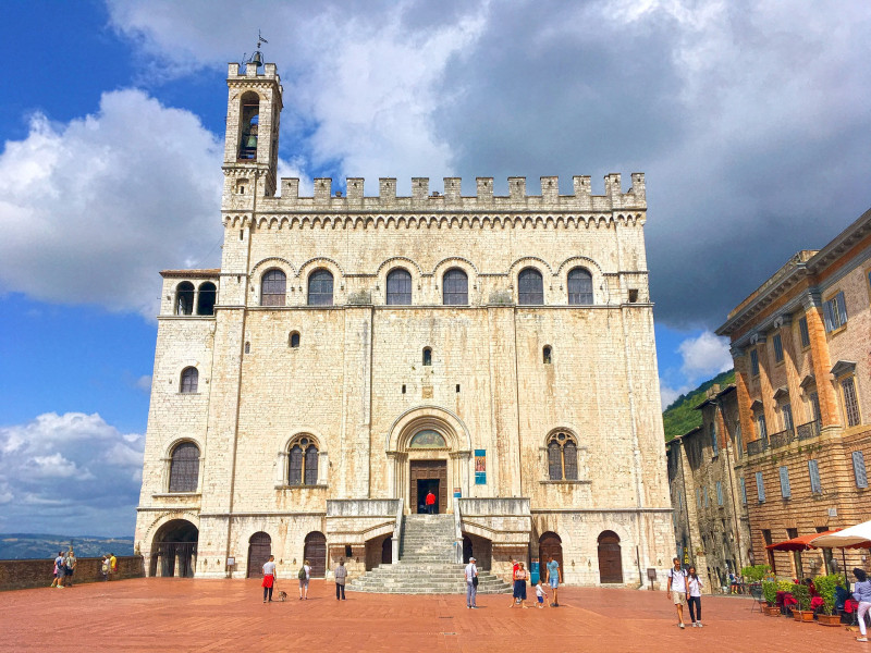 Immagine descrittiva - Immagine descrittiva -