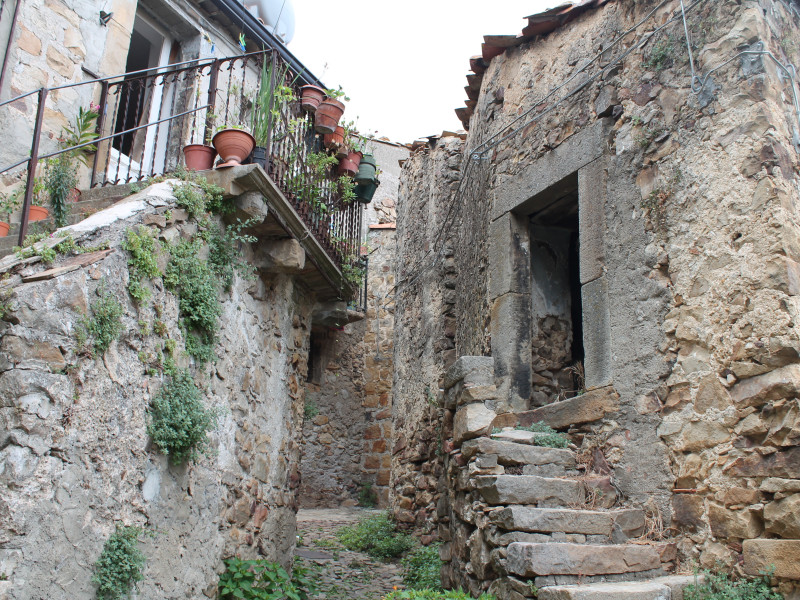 Immagine descrittiva - BY Di Francesco Saverio Modica - Opera propria, CC BY-SA 3.0, https://commons.wikimedia.org/w/index.php?curid=21716888 Immagine descrittiva - BY Di Francesco Saverio Modica - Opera propria, CC BY-SA 3.0, https://commons.wikimedia.org/w/index.php?curid=21716888