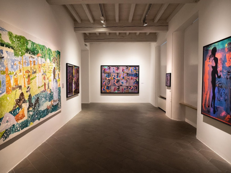 Immagine descrittiva - BY Gianluigi Colin, Costellazioni Familiari – Dialoghi sulla libertà. Installation views, Palazzo del Governatore, Parma, 2019. Ph. Matteo Fornari, Centro Video S.O. Comunicazione, Comune di Parma Immagine descrittiva - BY Gianluigi Colin, Costellazioni Familiari – Dialoghi sulla libertà. Installation views, Palazzo del Governatore, Parma, 2019. Ph. Matteo Fornari, Centro Video S.O. Comunicazione, Comune di Parma