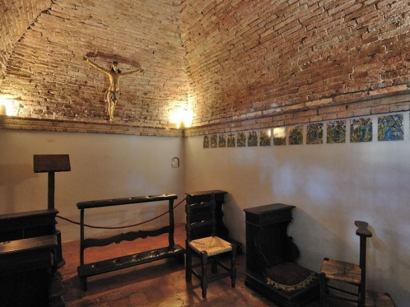 Santuario della Madonna dei Bagni. Interno Fedeli, Marcello; jpg; 2126 pixels; 1417 pixels Santuario della Madonna dei Bagni. Interno Fedeli, Marcello; jpg; 2126 pixels; 1417 pixels