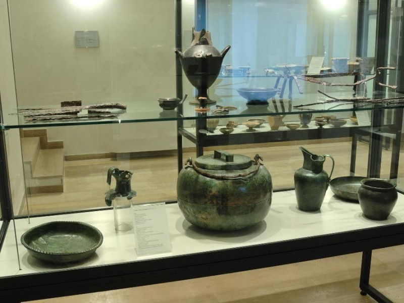 Reperti archeologici. Vi-V sec. a.C. Fedeli, Marcello; jpg; 2126 pixels; 1417 pixels Reperti archeologici. Vi-V sec. a.C. Fedeli, Marcello; jpg; 2126 pixels; 1417 pixels