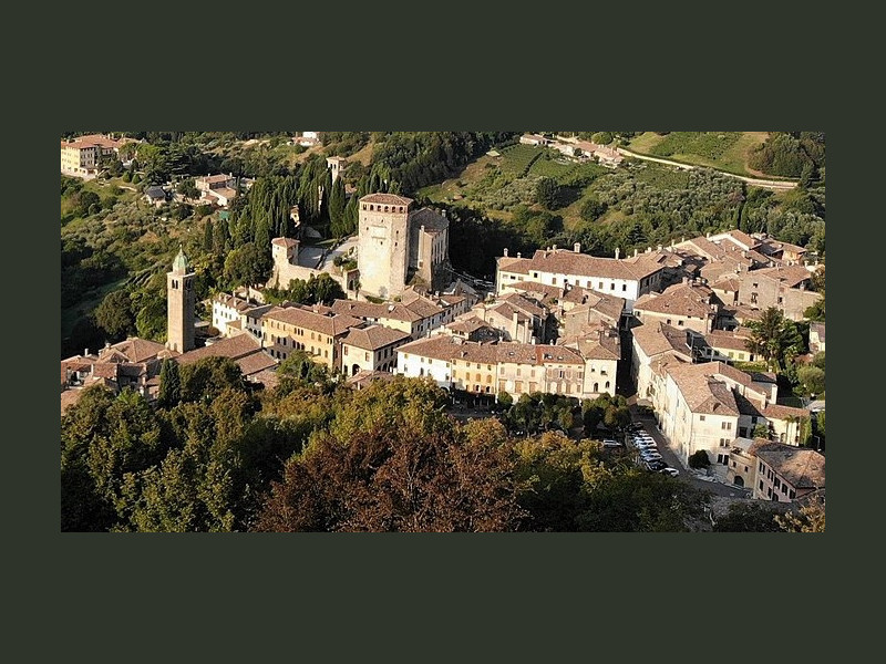 Immagine descrittiva - CC BY-SA Di Asolando1984 - Opera propria, CC BY-SA 4.0, https://commons.wikimedia.org/w/index.php?curid=73196007 Immagine descrittiva - CC BY-SA Di Asolando1984 - Opera propria, CC BY-SA 4.0, https://commons.wikimedia.org/w/index.php?curid=73196007