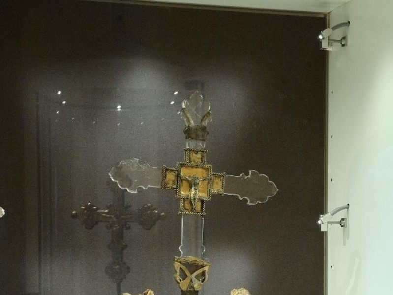 Reliquiario della croce. Sec. XVII Fedeli, Marcello; jpg; 1417 pixels; 2126 pixels